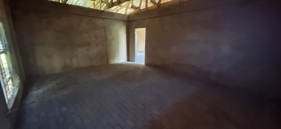 5 Bedroom Property for Sale in Krokodildrift A H North West